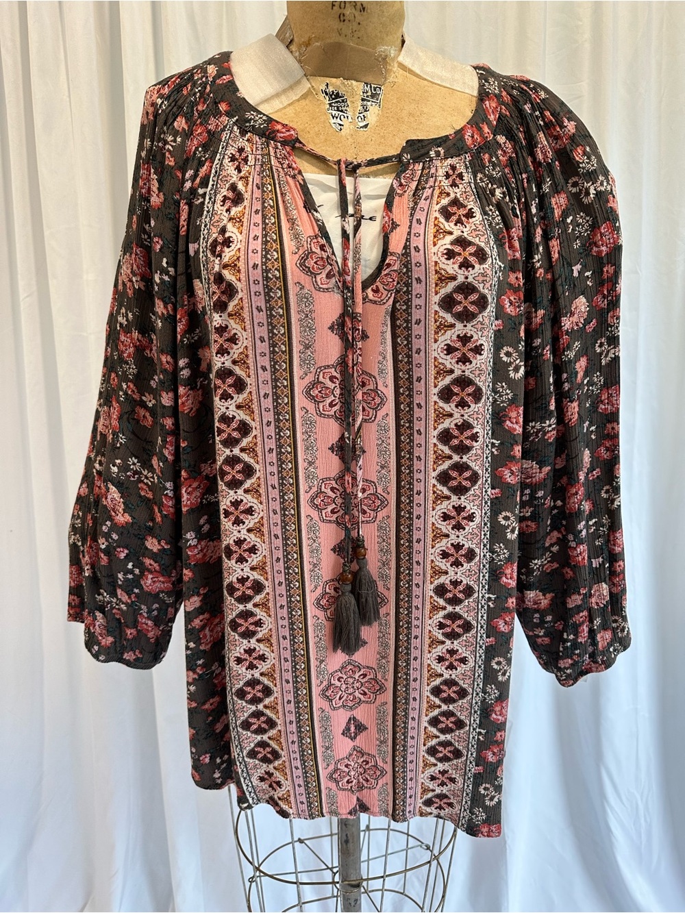 Women's Boho Floral Tunic Top in Pink and Black